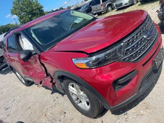 2022 Ford Explorer XLT - Exterior Front Right Corner Image